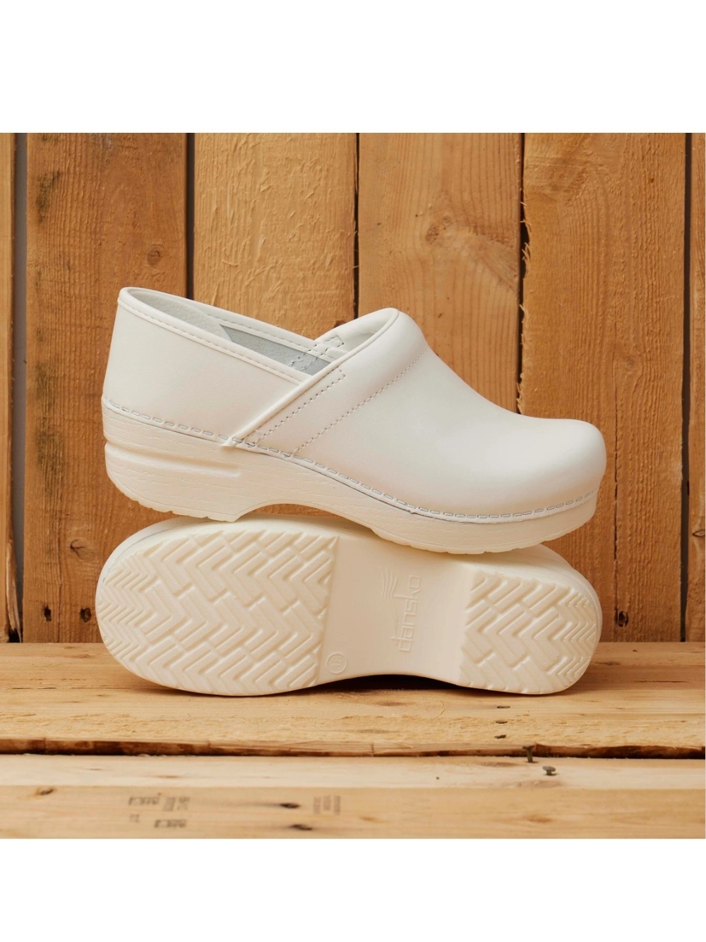Dansko White Professional Slip-On Clog Shoes Size EU43, US12.5-13